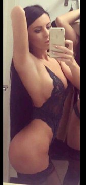 Melanie Mack, Chicago call girl, Outcall Chicago Escort Service