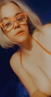 Genuine GFE BBW playful Passionate, Chicago escort, Kissing Chicago Escorts – French, Deep, Tongue